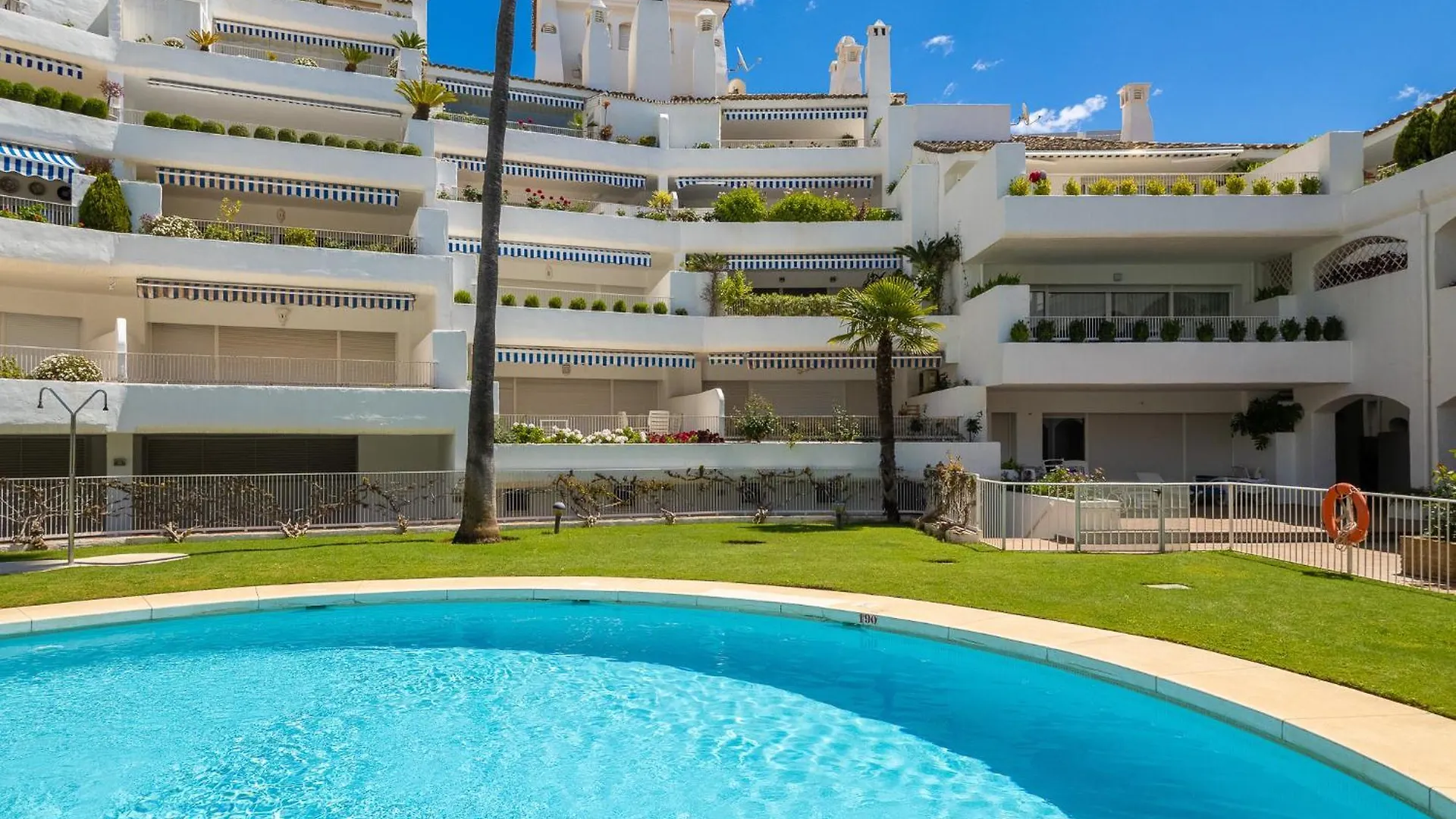 Beach Apartment High Standing Marbella