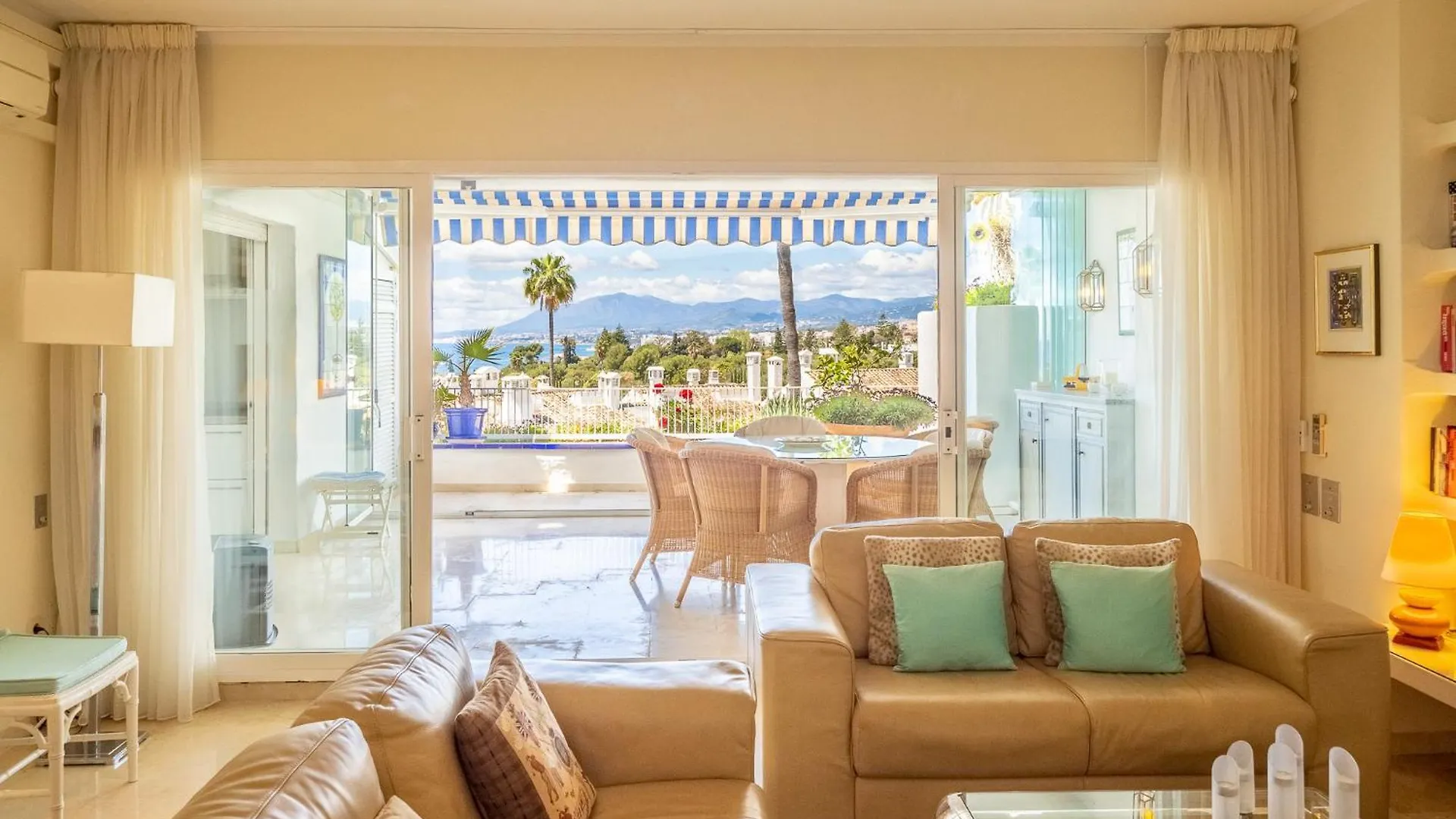 Beach Apartment High Standing Marbella